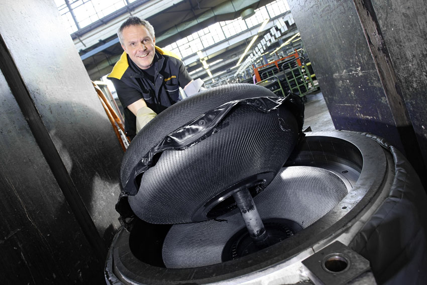 Curing Bladders Employees by curing